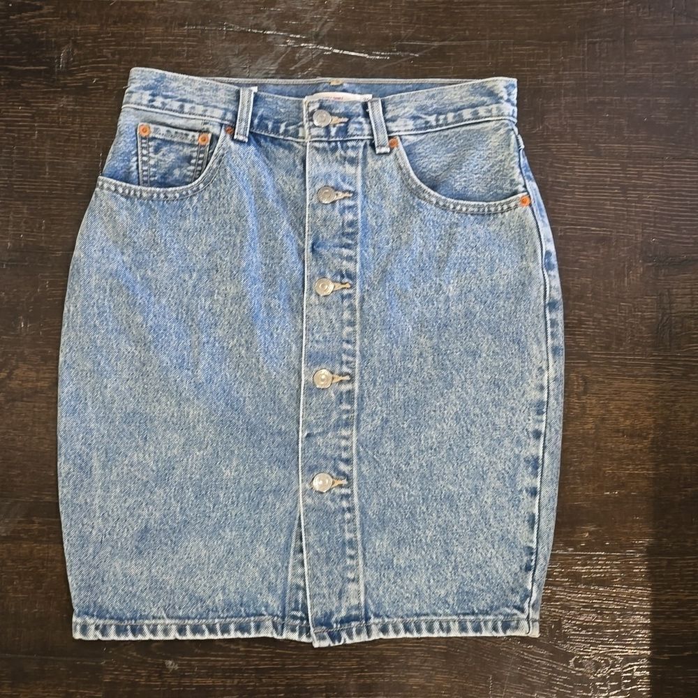 Levi's Denim Button Thru Mom Skirt - Picture 16 of 16